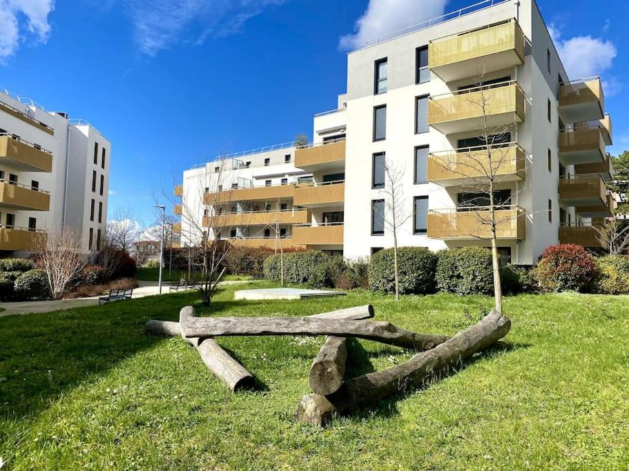 "Haven" Saint-Priest (Rhone) Exterior foto